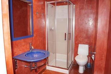پانسیون Hostal El Puerto Boutique