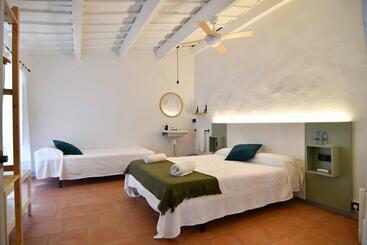پانسیون Hostal L Estrella