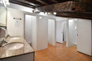 פנסיון Hostal L Estrella