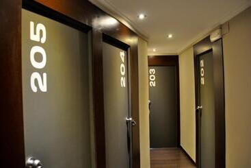 פנסיון Hostal La Rotonda