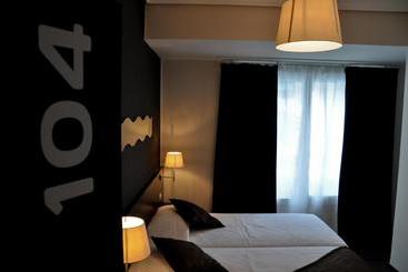 פנסיון Hostal La Rotonda