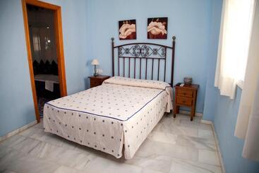 Hostal Niza - San Juan del Puerto