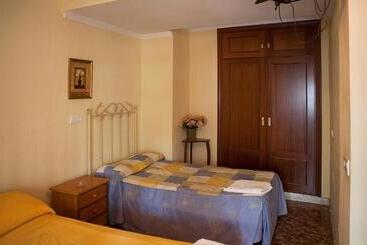 پانسیون Hostal San Miguel By Croma