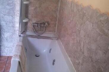 پانسیون Hostal Suetxe