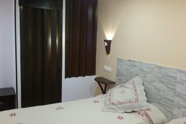 پانسیون Hostal Suetxe