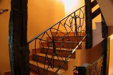 پانسیون Hostal Suetxe