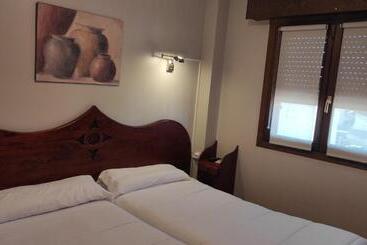 پانسیون Hostal Suetxe