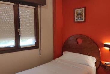 پانسیون Hostal Suetxe