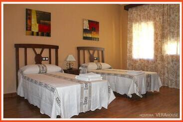 پانسیون Hosteria Verahouse