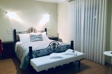 پانسیون Altitude Alojamento E Restauração