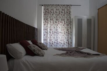 پانسیون Avis Guesthouse