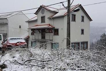 پانسیون Casa Da Ribeirinha