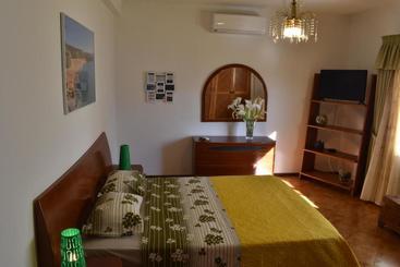 پانسیون Monte Da Ria Guest House