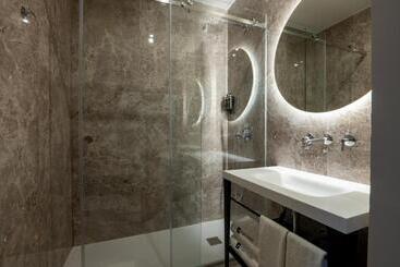 پانسیون Rossio Flh Suites