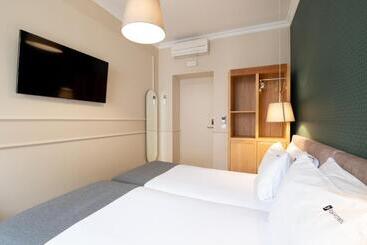 پانسیون Rossio Flh Suites