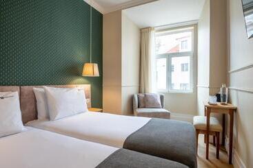 پانسیون Rossio Flh Suites