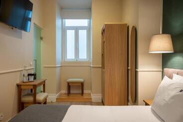 پانسیون Rossio Flh Suites