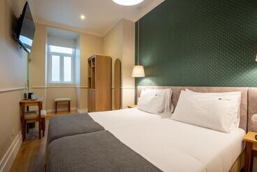 پانسیون Rossio Flh Suites