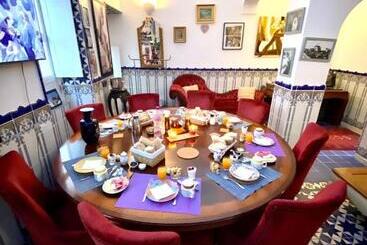 پانسیون Zenit Olhao Bed & Breakfast