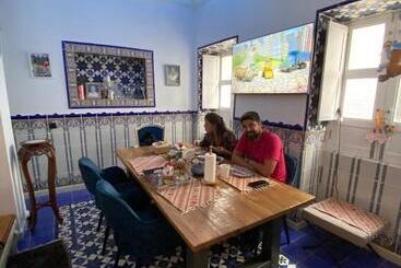 پانسیون Zenit Olhao Bed & Breakfast