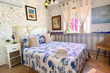 پانسیون Zenit Olhao Bed & Breakfast