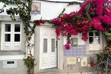 پانسیون Zenit Olhao Bed & Breakfast