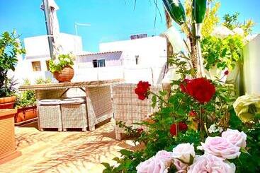 پانسیون Zenit Olhao Bed & Breakfast
