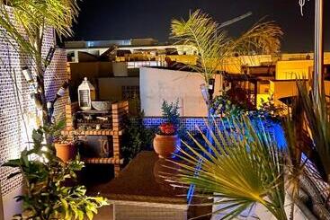 پانسیون Zenit Olhao Bed & Breakfast