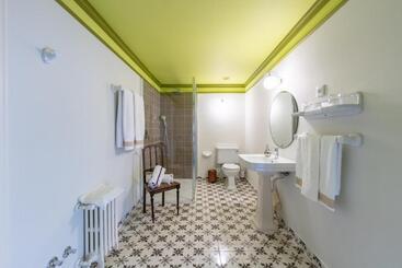 هتل Casa D' Alem