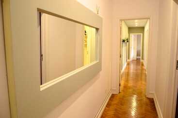 پانسیون Alvalade Ii Airport Guest House