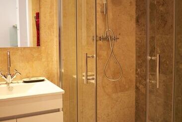 پانسیون Cacilhas Guest Apartments