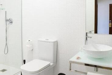پانسیون Guest House A&z