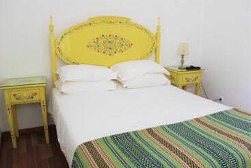 پانسیون Mont Sobro House Rooms I