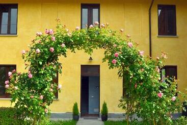 هتل Agriturismo Borgo San Francesco