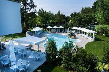 هتل Relais Villa Clodia