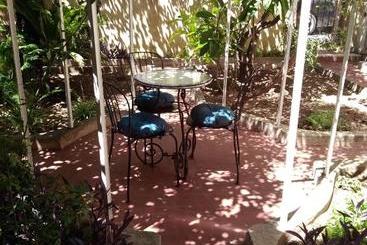 تختخواب و صبحانه A Casa Di Nonna Emma