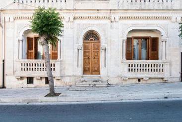 تختخواب و صبحانه A Casa Di Nonna Emma