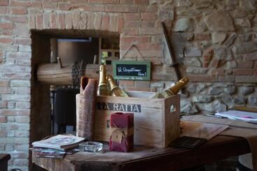 هتل Agriturismo La Ratta