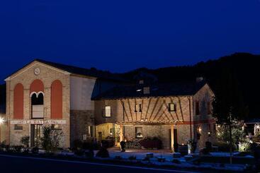 هتل Agriturismo La Ratta