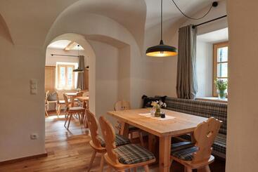 هتل Natura Boutique Chalet Wellness Spa
