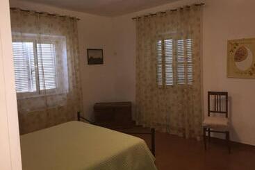 هتل Casale Gli Ulivi