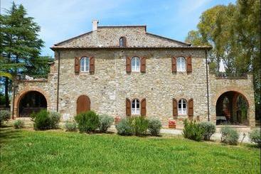 Colle Cavalieri   Country House - Gavorrano