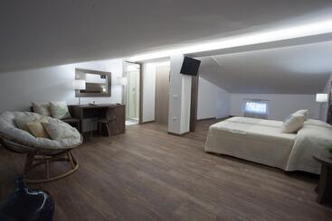 پانسیون Magnifica Luxury Suites