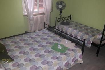 هاستل Locanda La Tana Del Luppolo