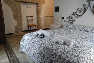 هتل Casina Di Pietra
