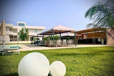 هتل Villa Giadel