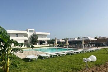 هتل Villa Giadel