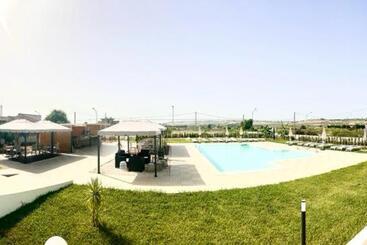 هتل Villa Giadel