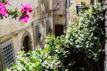 پانسیون Atlantis Inn Castelgandolfo