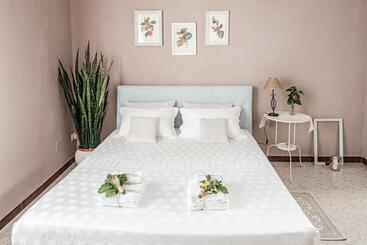 بنسيون Villa Curte Nicia